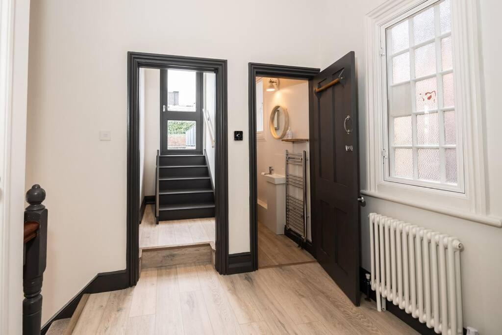 4 Castle Mews Salisbury